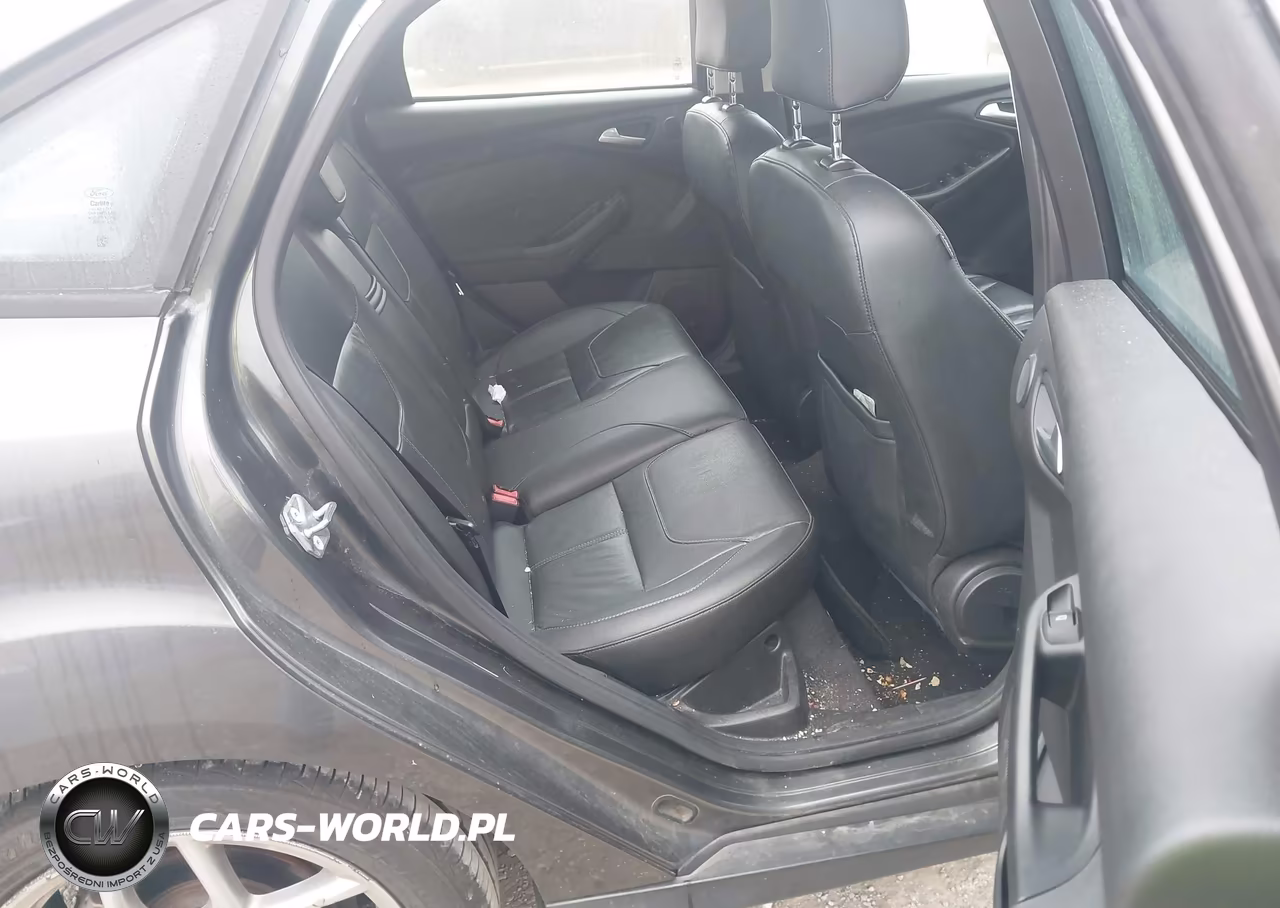 2015 Ford Focus Se VIN:1FADP3F28FL354868 - 8