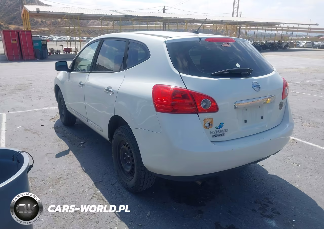 2015 Nissan Rogue Select S VIN:JN8AS5MT3FW164434 - 3