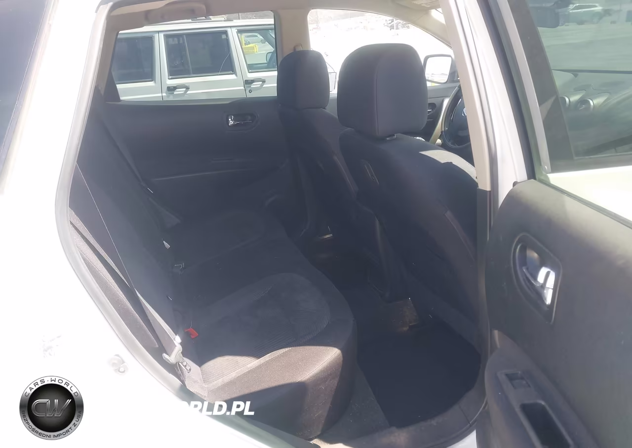 2015 Nissan Rogue Select S VIN:JN8AS5MT3FW164434 - 8