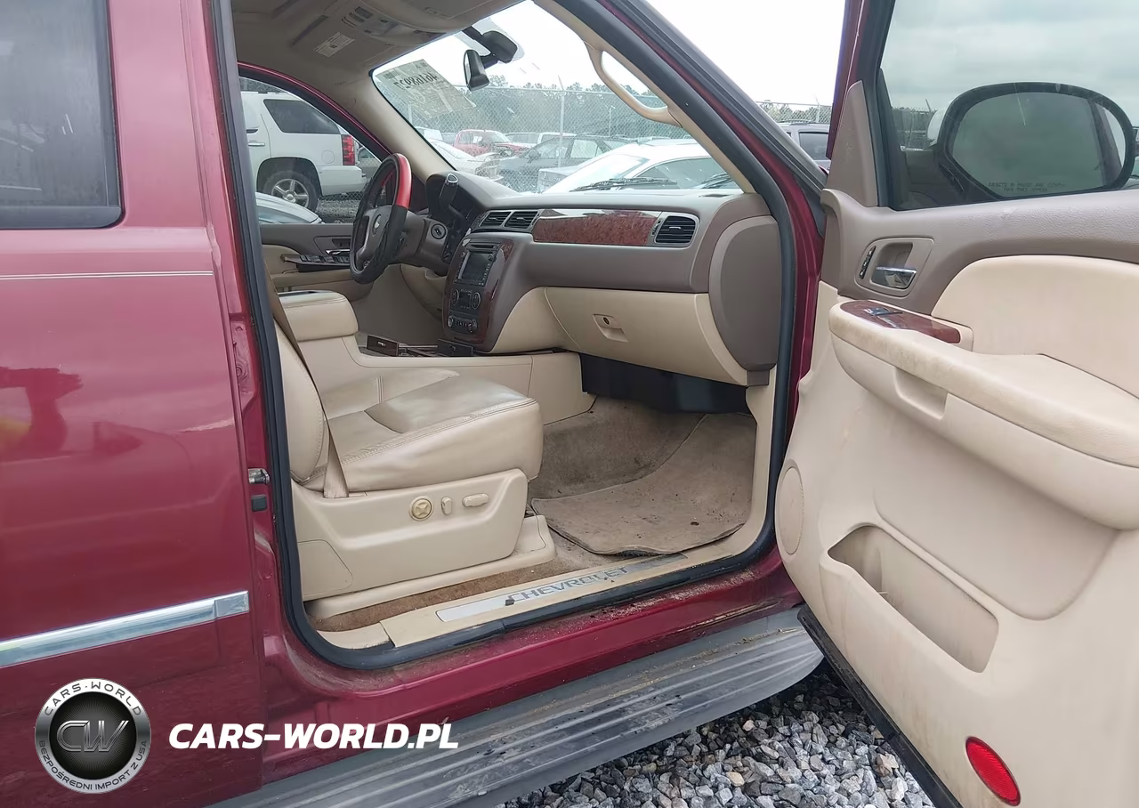 2009 Chevrolet Tahoe Ltz VIN:1GNFK33039R203479 - 5