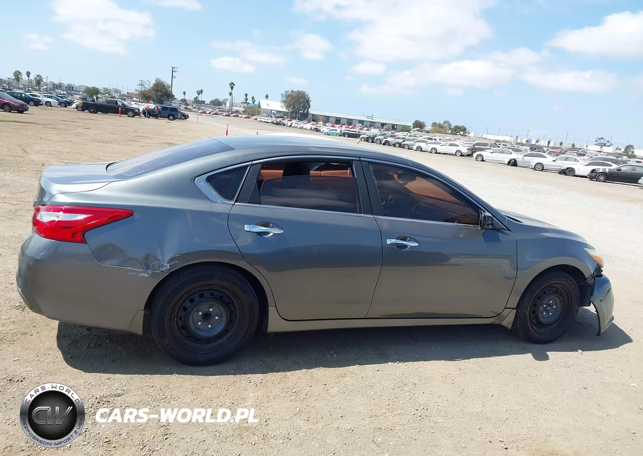 2017 Nissan Altima 2.5 S VIN:1N4AL3AP9HC294703 - 13