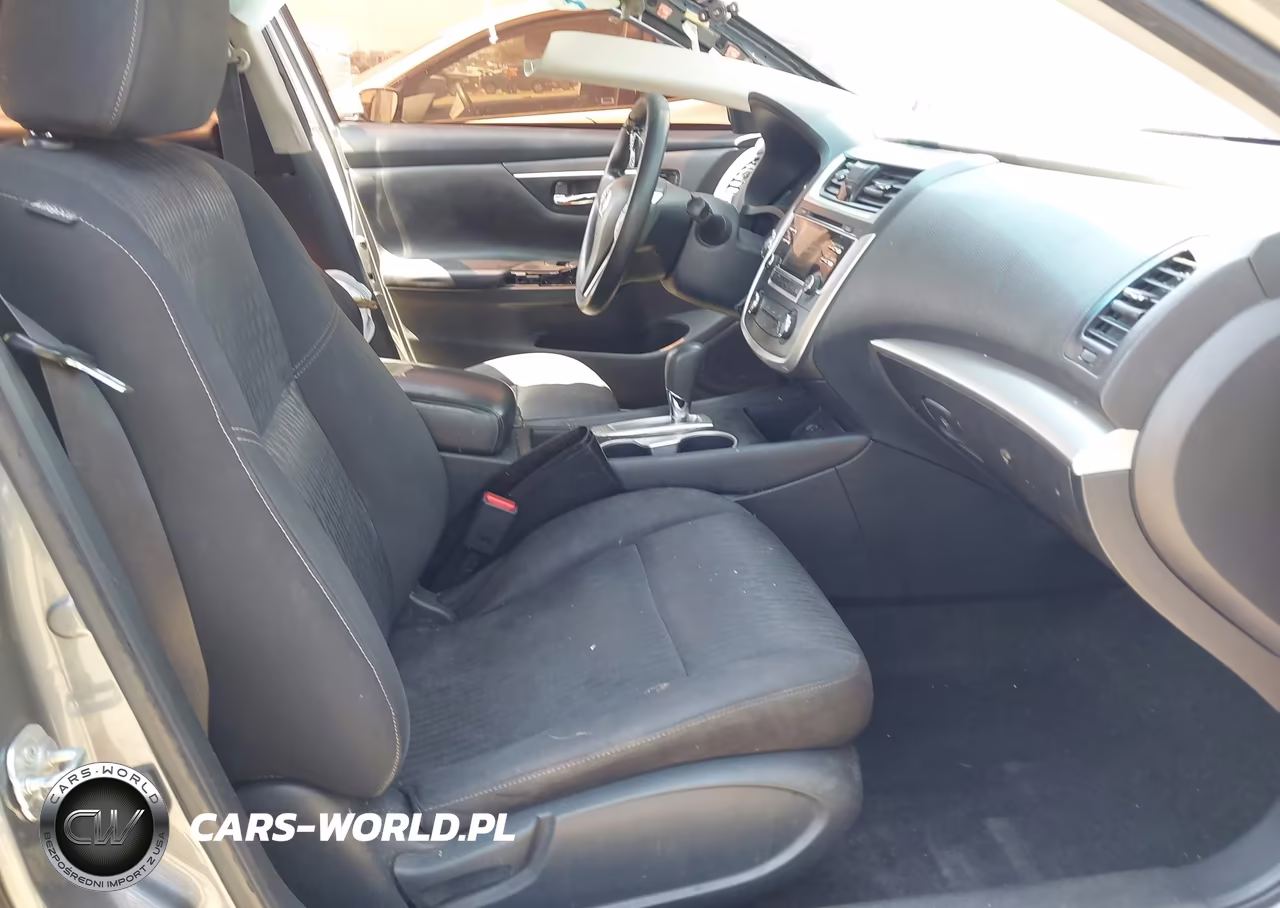 2017 Nissan Altima 2.5 S VIN:1N4AL3AP9HC294703 - 5