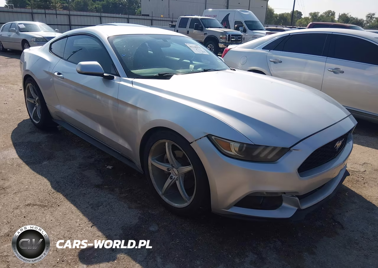 2015 Ford Mustang V6 VIN:1FA6P8AMXF5313970 - 1