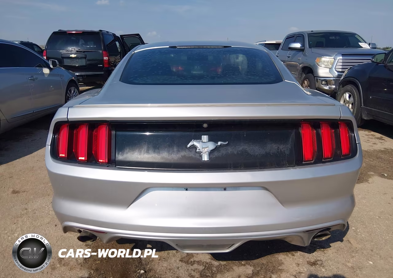 2015 Ford Mustang V6 VIN:1FA6P8AMXF5313970 - 16