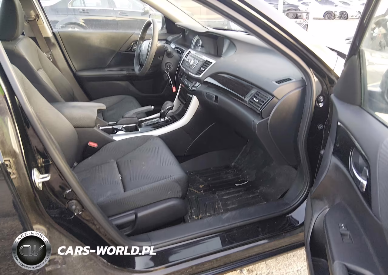 2017 Honda Accord Lx VIN:1HGCR2F3XHA154755 - 5