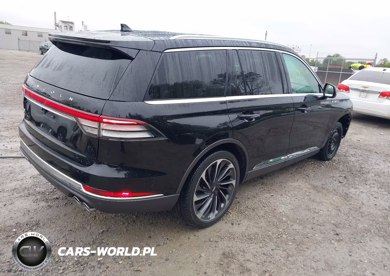 2023 Lincoln Aviator Reserve VIN:5LM5J7XC1PGL19266 - 4