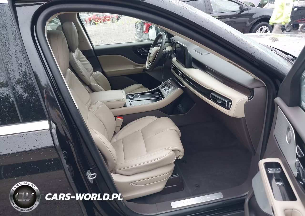 2023 Lincoln Aviator Reserve VIN:5LM5J7XC1PGL19266 - 5