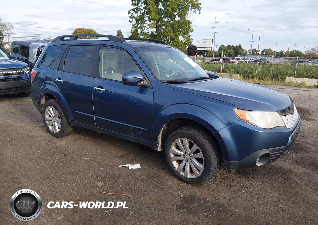 2013 Subaru Forester 2.5X Limited – zdjęcie 1 z 11