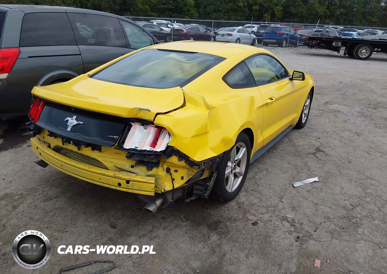 2015 Ford Mustang V6 VIN:1FA6P8AM8F5348197 - 4