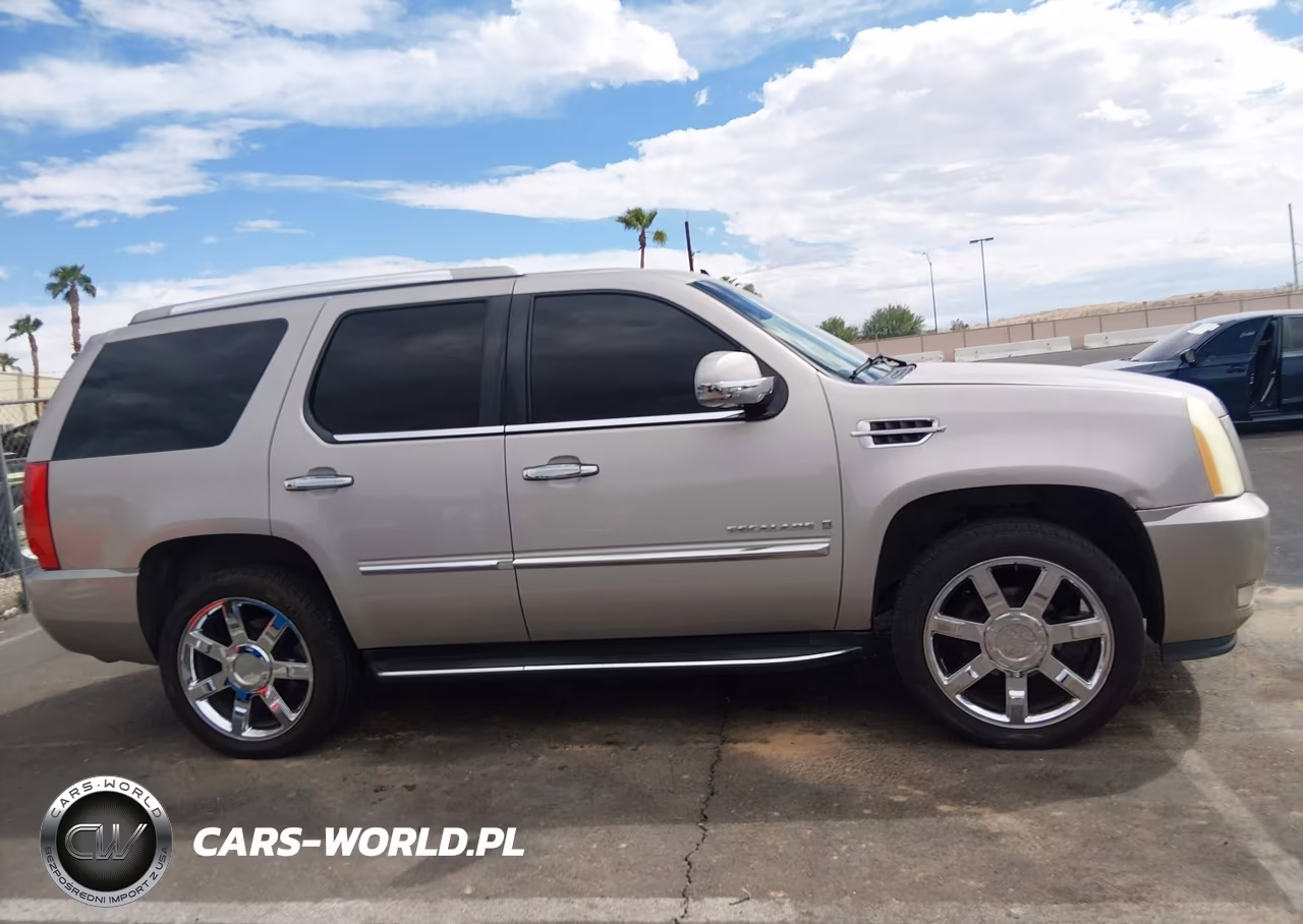 2007 Cadillac Escalade Standard VIN:1GYFK63857R132731 - 13