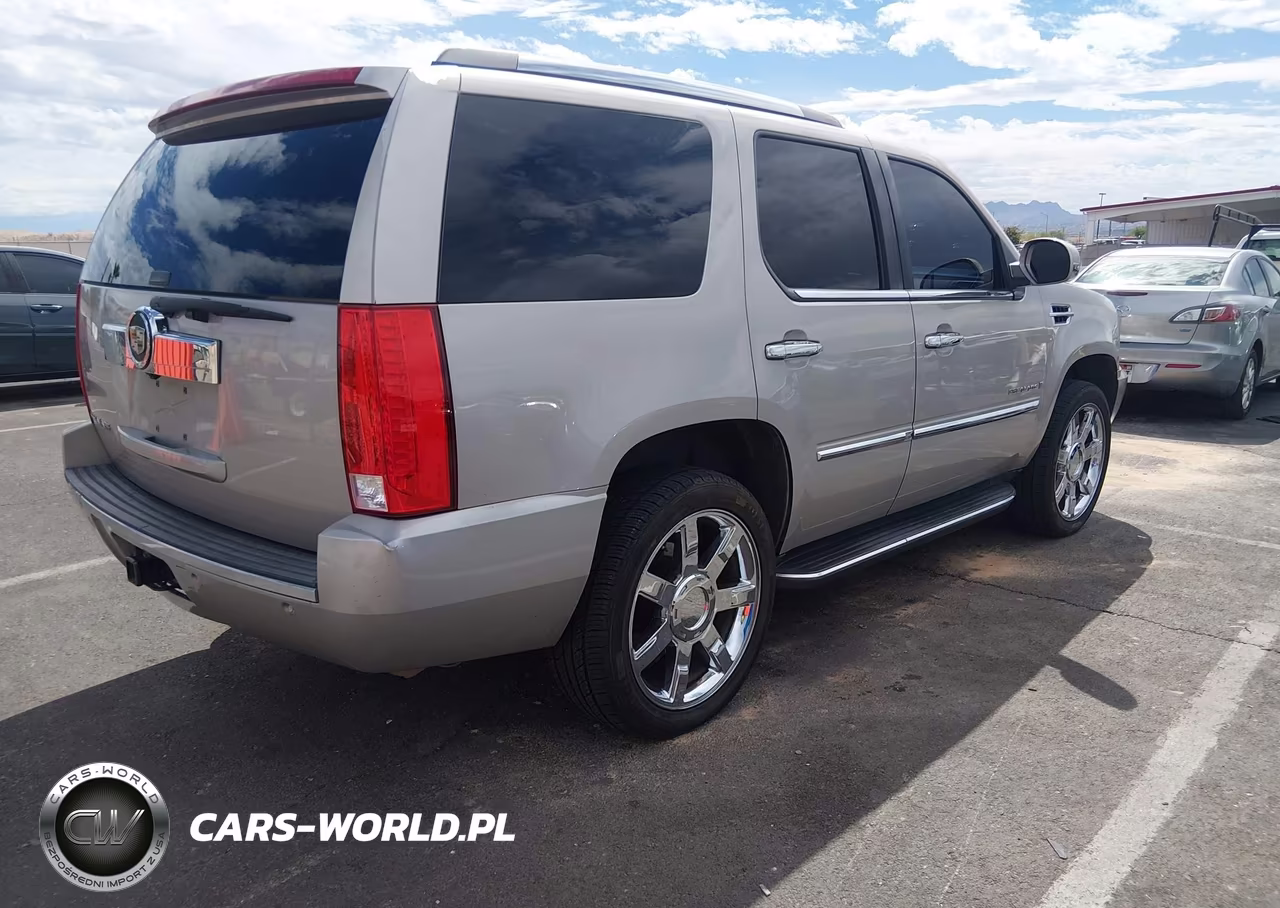 2007 Cadillac Escalade Standard VIN:1GYFK63857R132731 - 4