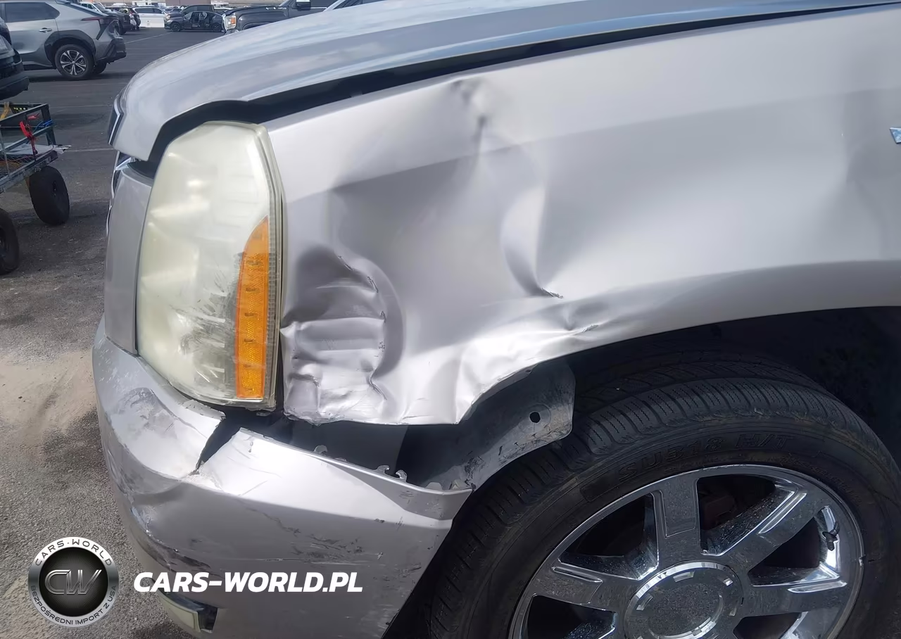 2007 Cadillac Escalade Standard VIN:1GYFK63857R132731 - 6