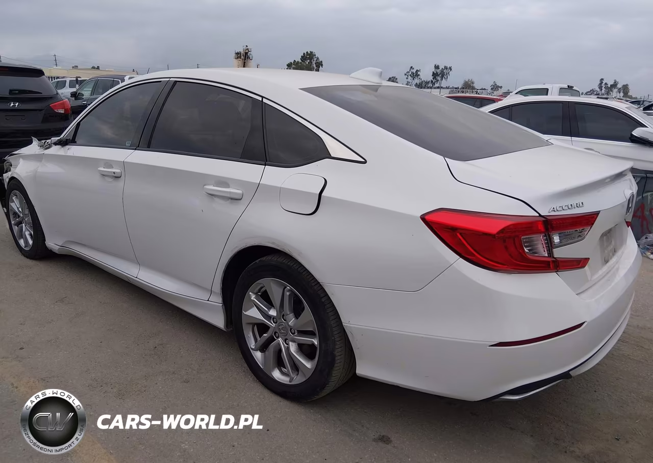 2018 Honda Accord Lx VIN:1HGCV1F13JA261561 - 3