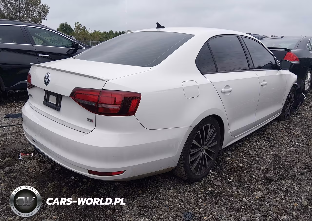 2016 Volkswagen Jetta 1.8T Sport VIN:3VWD17AJ7GM416842 - 4