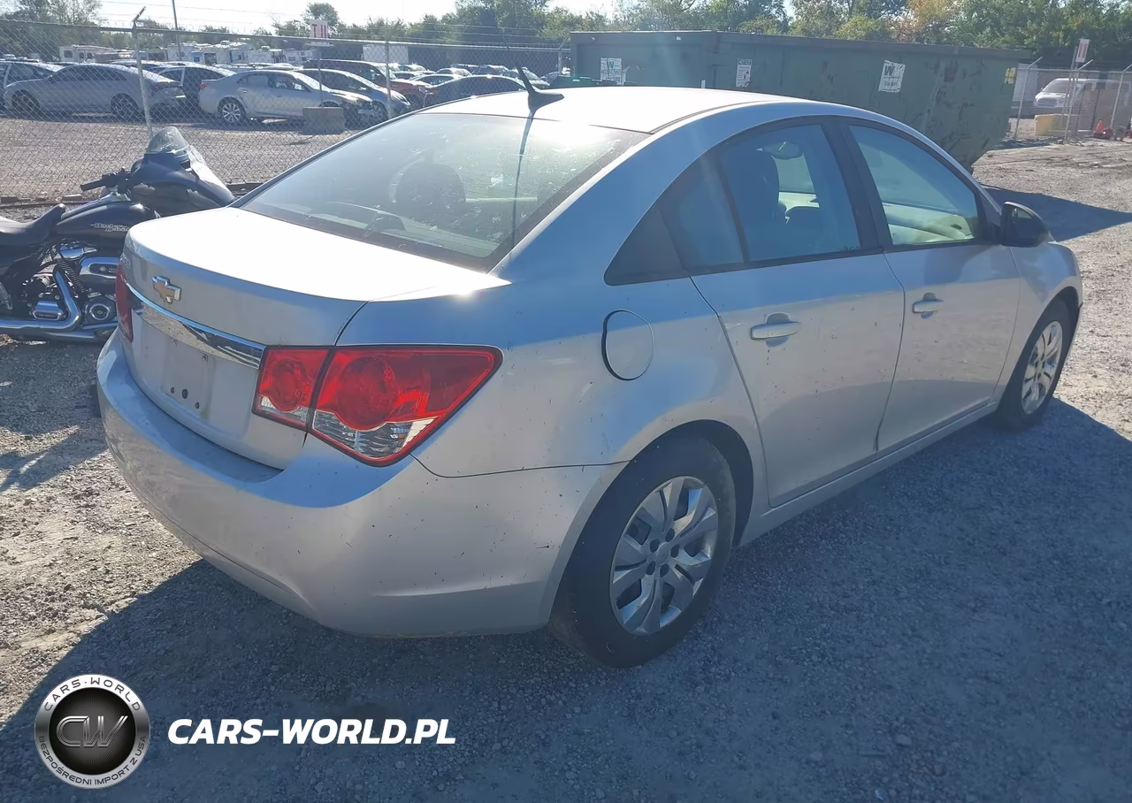 2013 Chevrolet Cruze Ls Manual VIN:1G1PB5SH4D7112105 - 4
