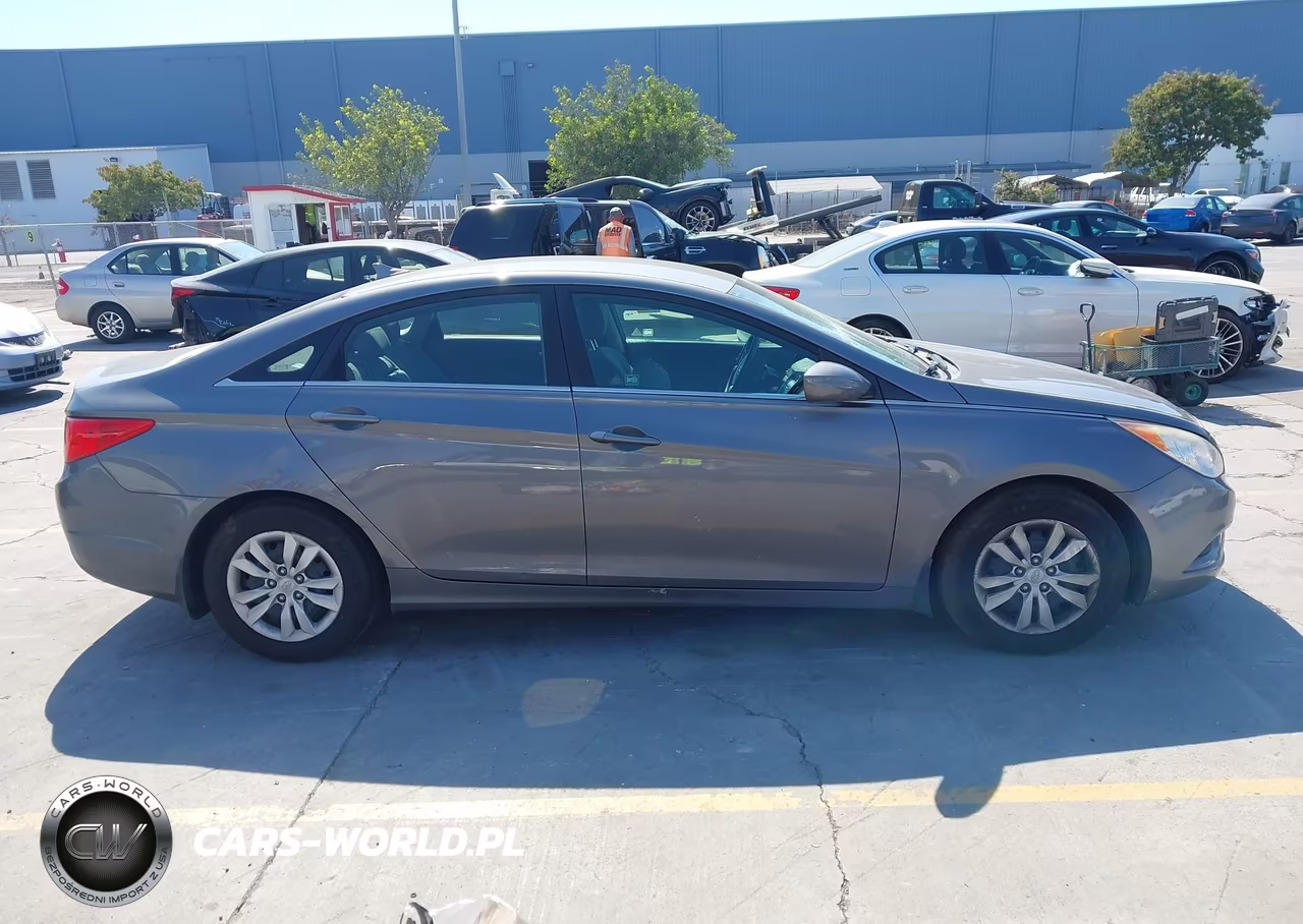 2011 Hyundai Sonata Gls VIN:5NPEB4AC2BH276606 - 12