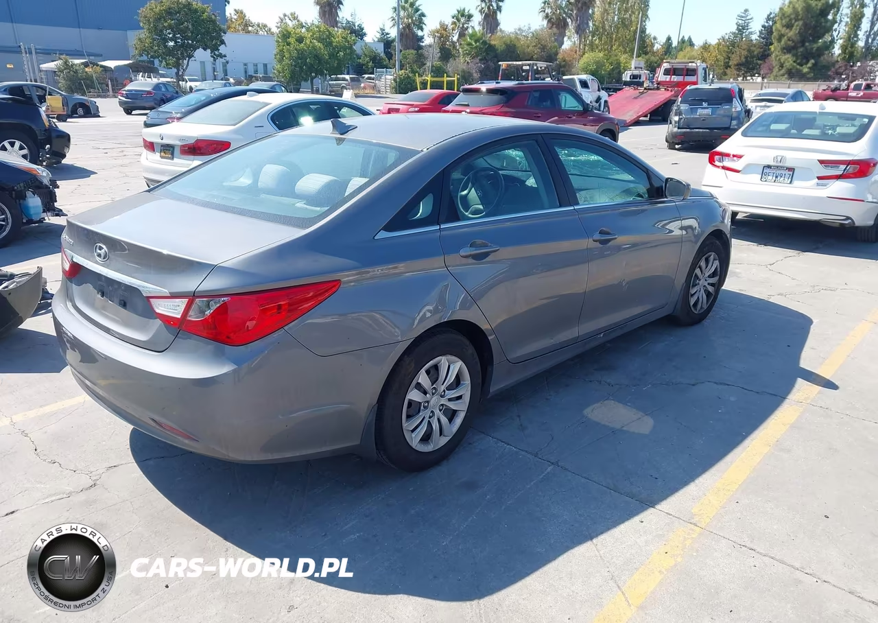 2011 Hyundai Sonata Gls VIN:5NPEB4AC2BH276606 - 4