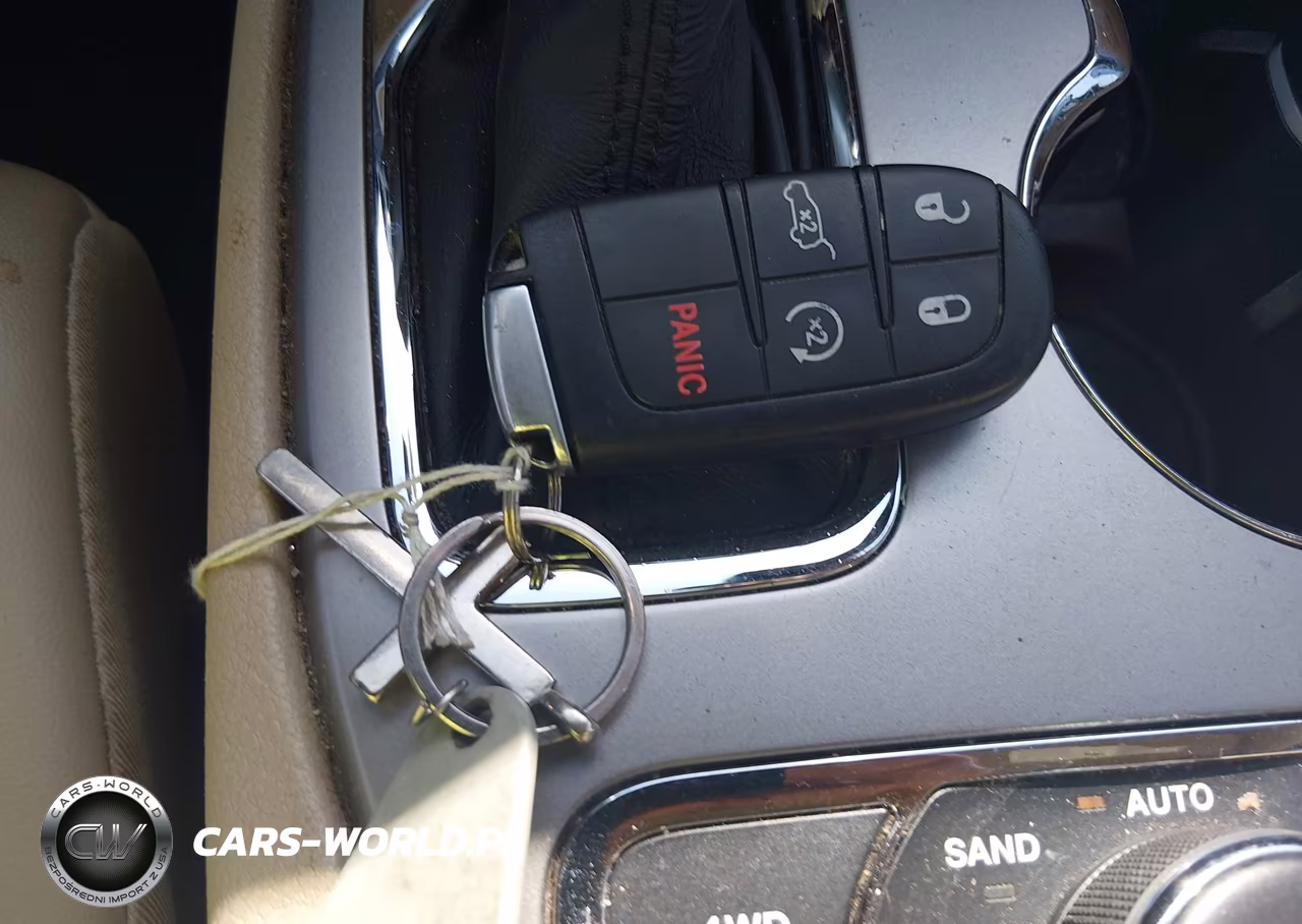2019 Jeep Grand Cherokee Limited 4X4 VIN:1C4RJFBG3KC553776 - 11