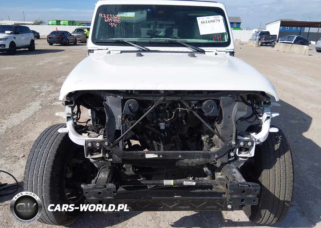 2025 Jeep Wrangler 4-Door Sahara 4X4 VIN:1C4PJXEG3SW609755 - 6