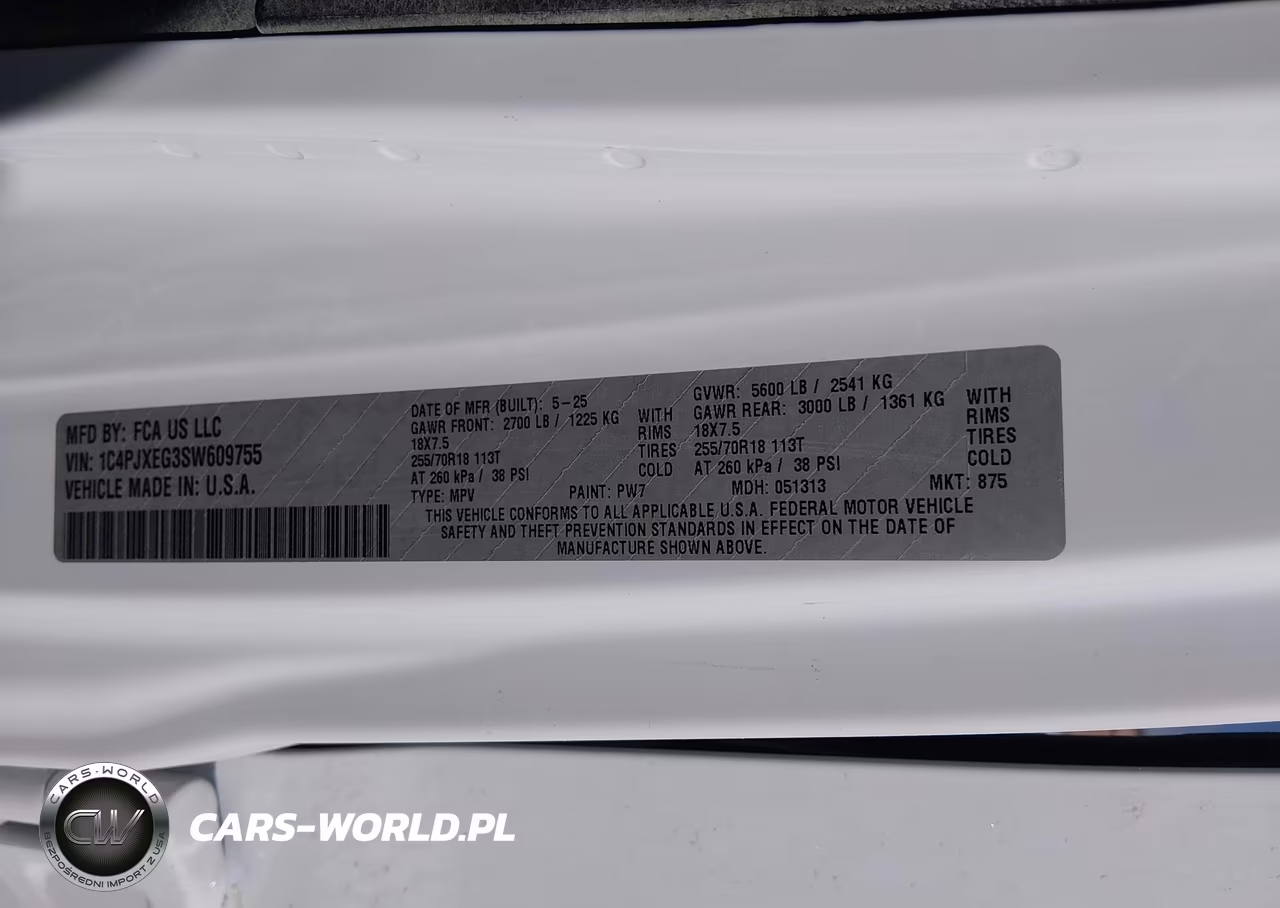 2025 Jeep Wrangler 4-Door Sahara 4X4 VIN:1C4PJXEG3SW609755 - 9