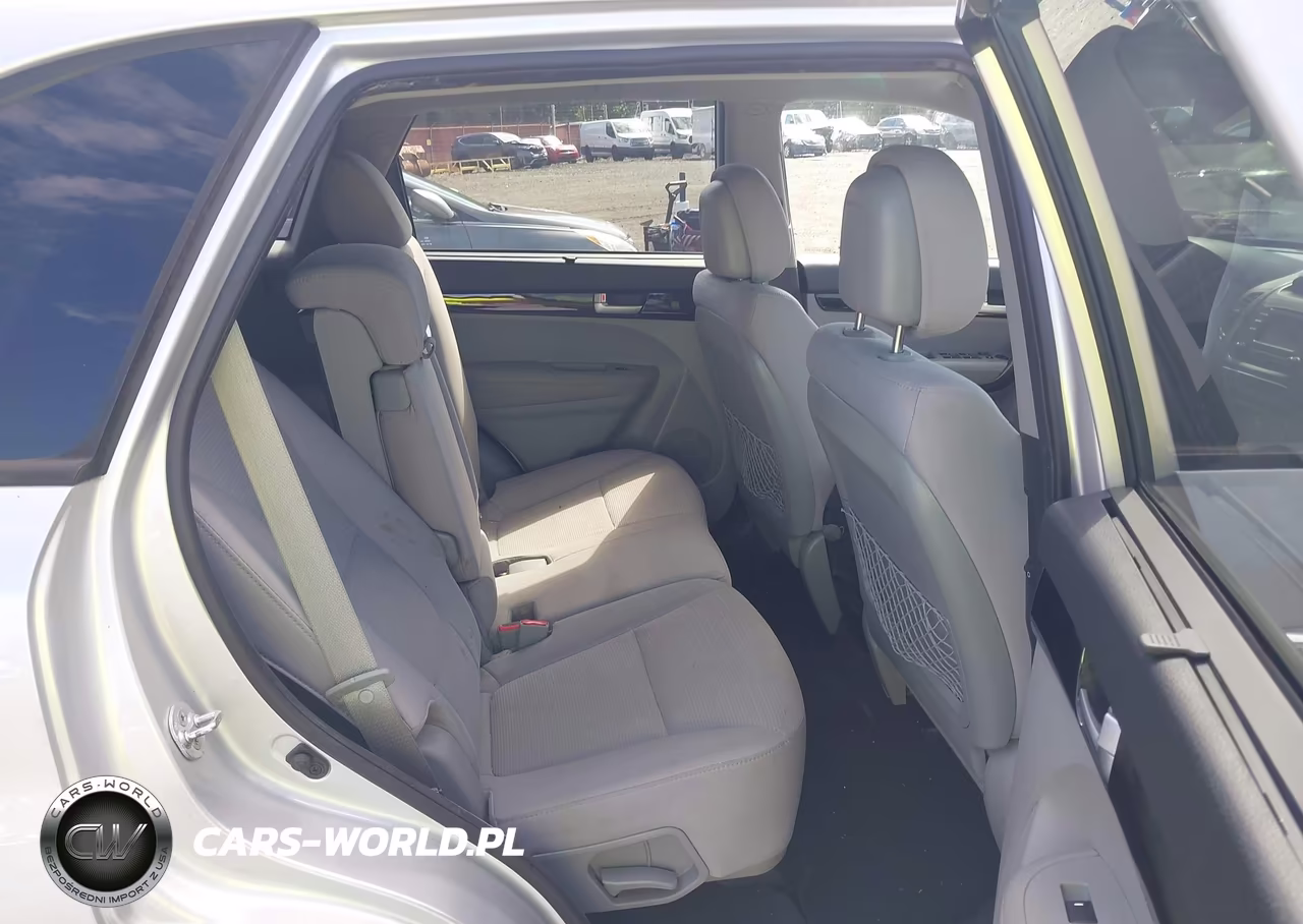 2015 Kia Sorento Lx VIN:5XYKTCA6XFG604131 - 8
