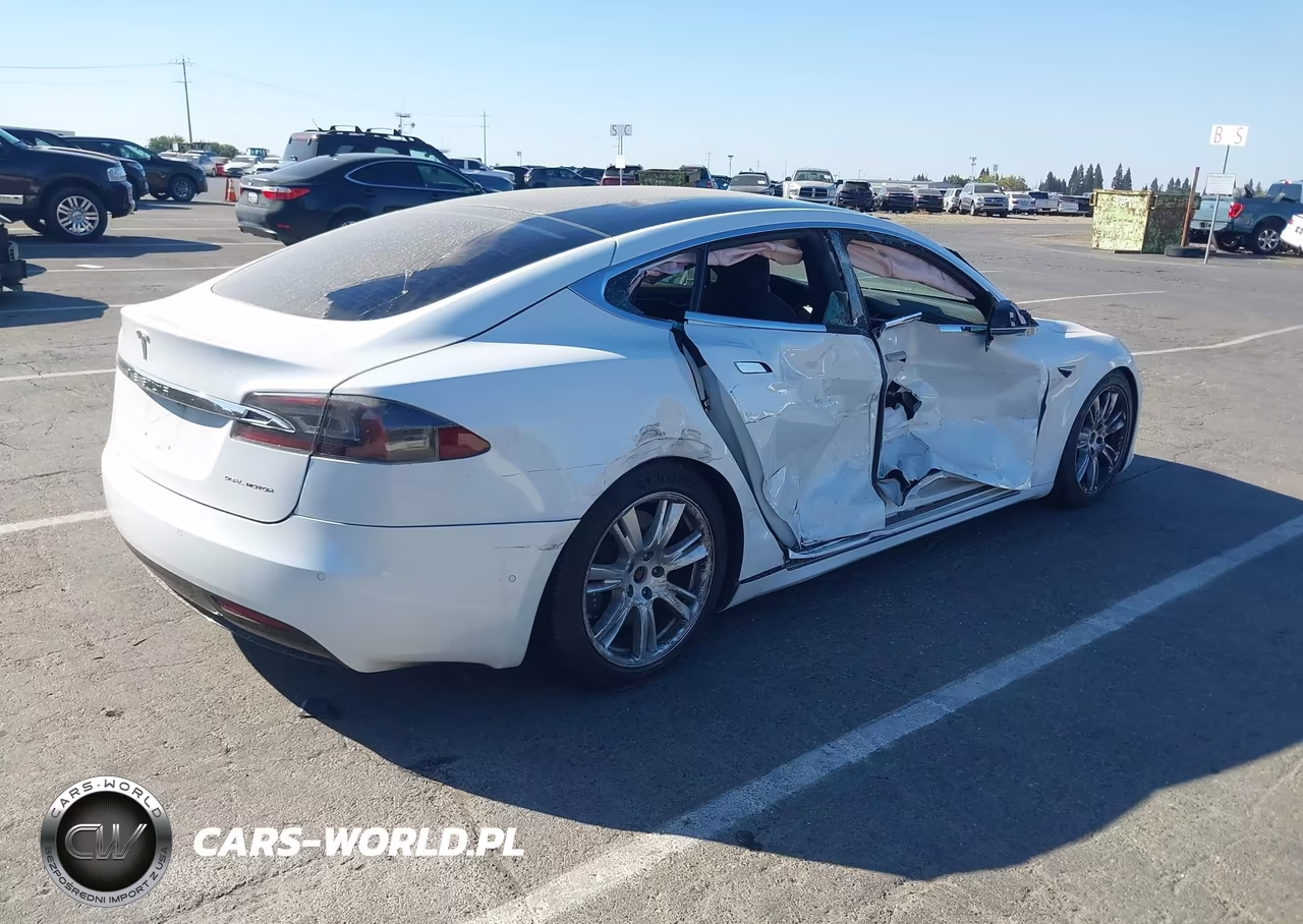 2021 Tesla Model S Long Range Dual Motor All-Wheel Drive-Long Range Plus Dual Motor All-Wheel Drive VIN:5YJSA1E29MF424662 - 4