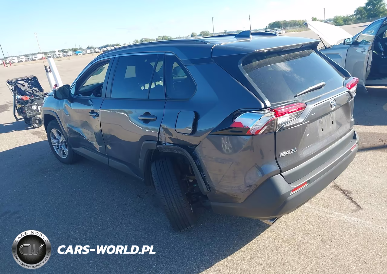 2025 Toyota Rav4 Xle VIN:2T3P1RFV9SC509619 - 3