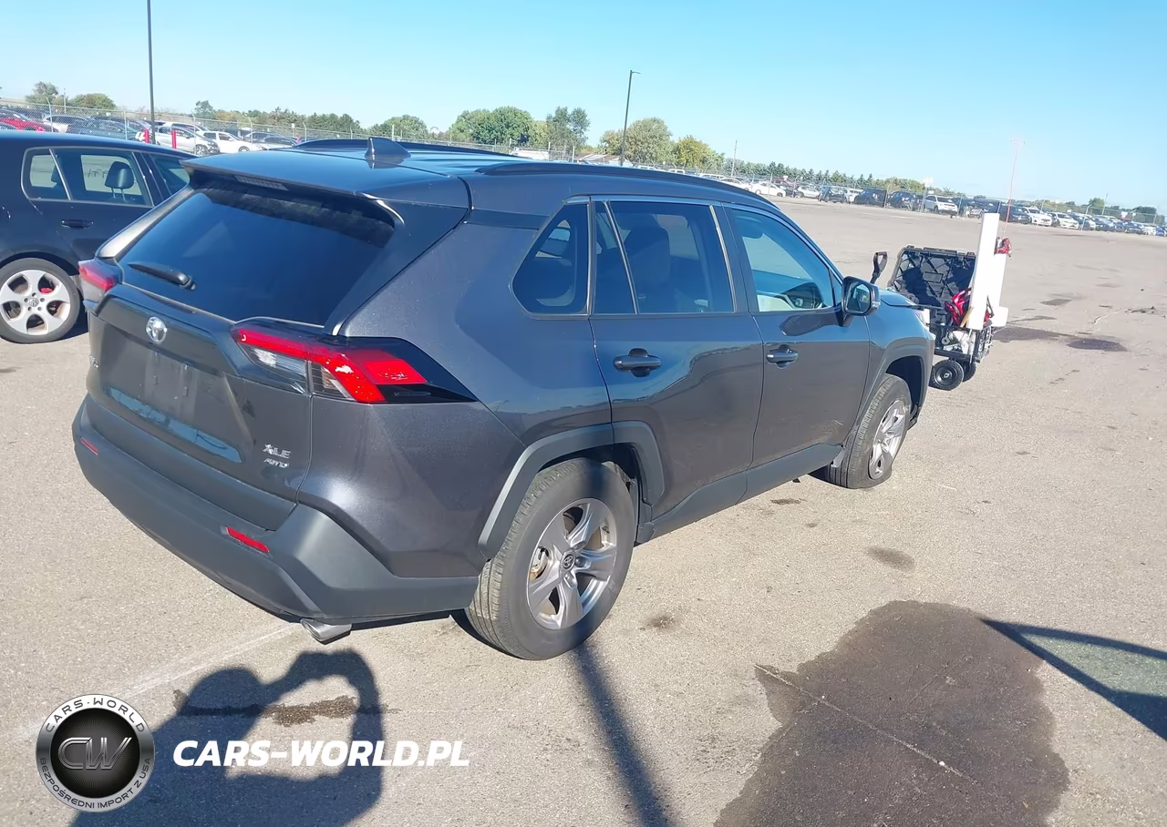 2025 Toyota Rav4 Xle VIN:2T3P1RFV9SC509619 - 4