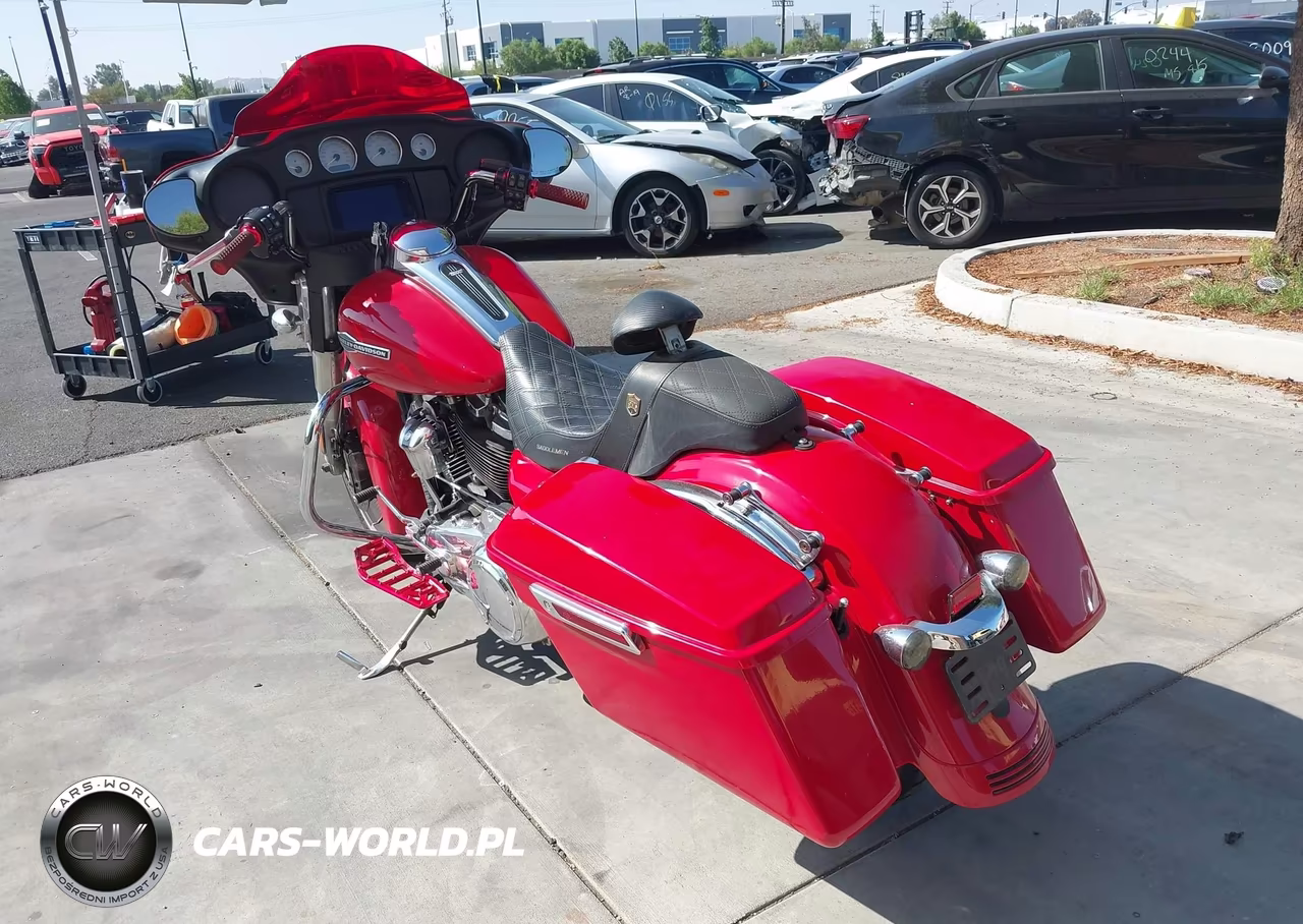 2023 Harley-Davidson Flhx VIN:1HD1KBC26PB607265 - 3
