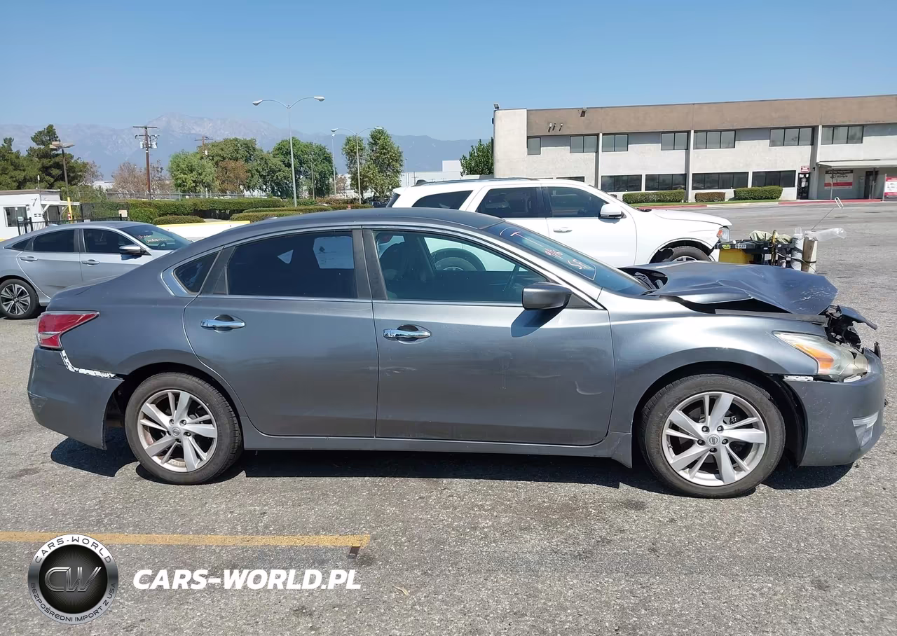 2015 Nissan Altima 2.5 Sv VIN:1N4AL3AP4FC111074 - 13