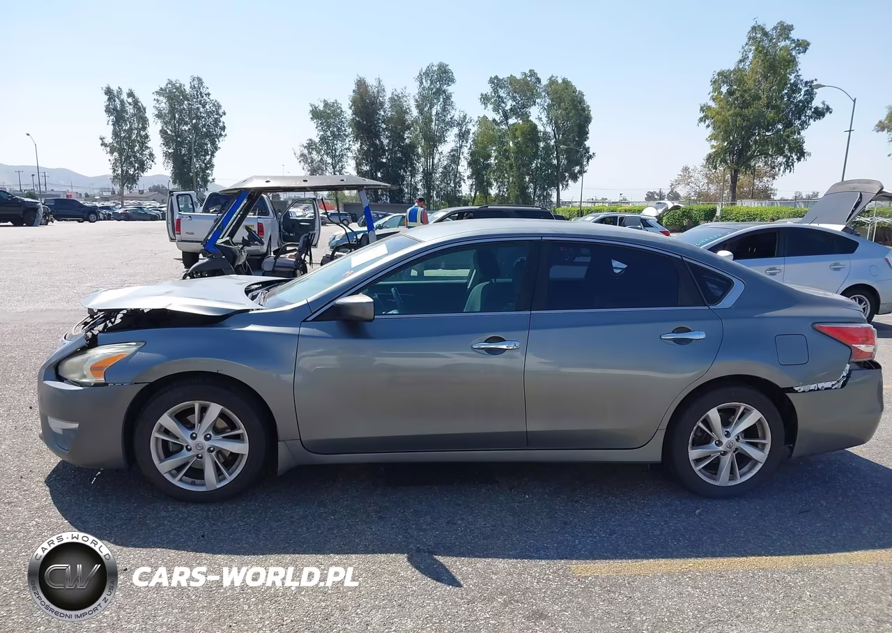 2015 Nissan Altima 2.5 Sv VIN:1N4AL3AP4FC111074 - 14