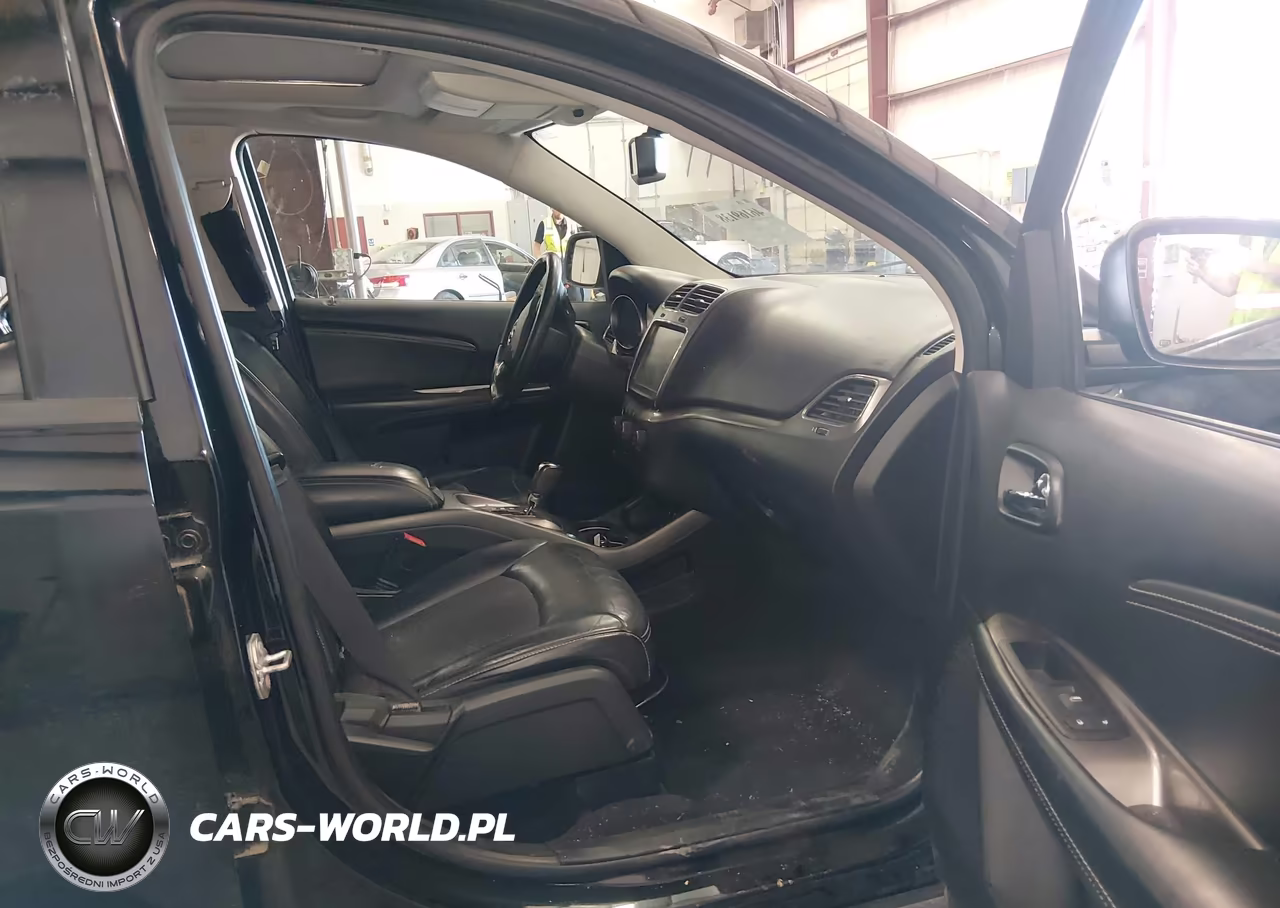2017 Dodge Journey Crossroad Plus Awd VIN:3C4PDDGG3HT502206 - 5