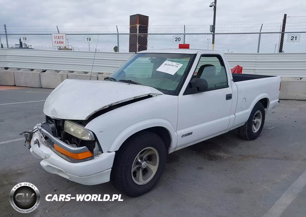 2000 Chevrolet S-10 Ls VIN:1GCCS144XY8126132 - 2
