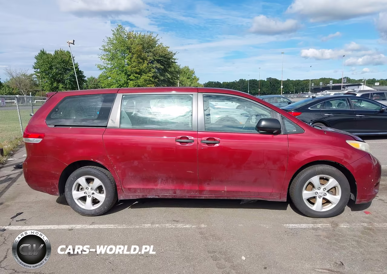 2012 Toyota Sienna Base V6 7 Passenger VIN:5TDZK3DC7CS184197 - 13
