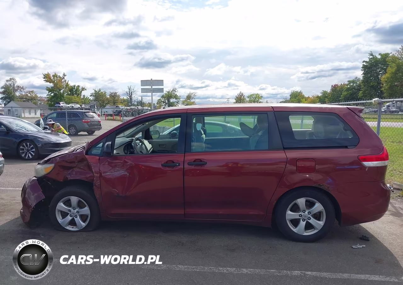 2012 Toyota Sienna Base V6 7 Passenger VIN:5TDZK3DC7CS184197 - 14