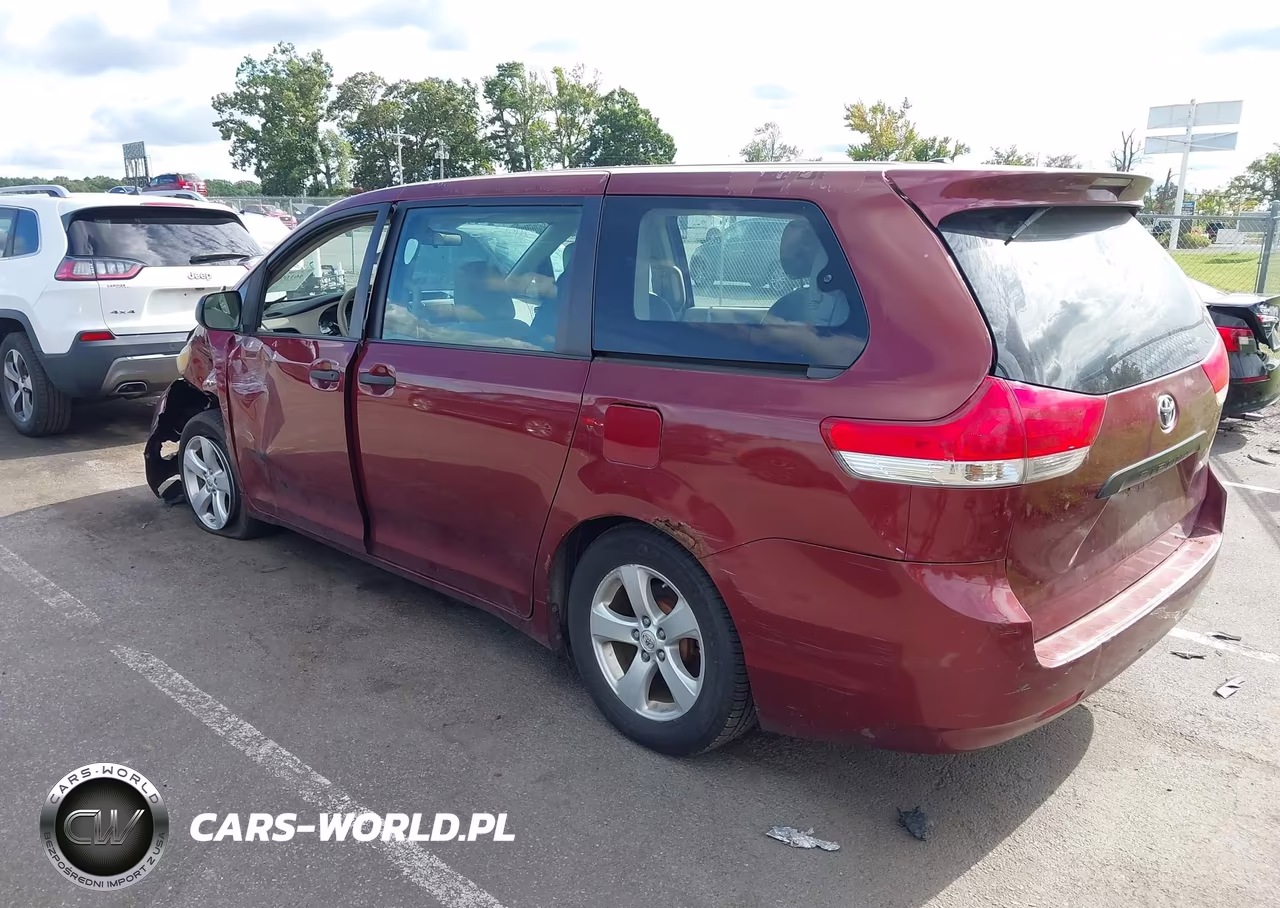 2012 Toyota Sienna Base V6 7 Passenger VIN:5TDZK3DC7CS184197 - 3