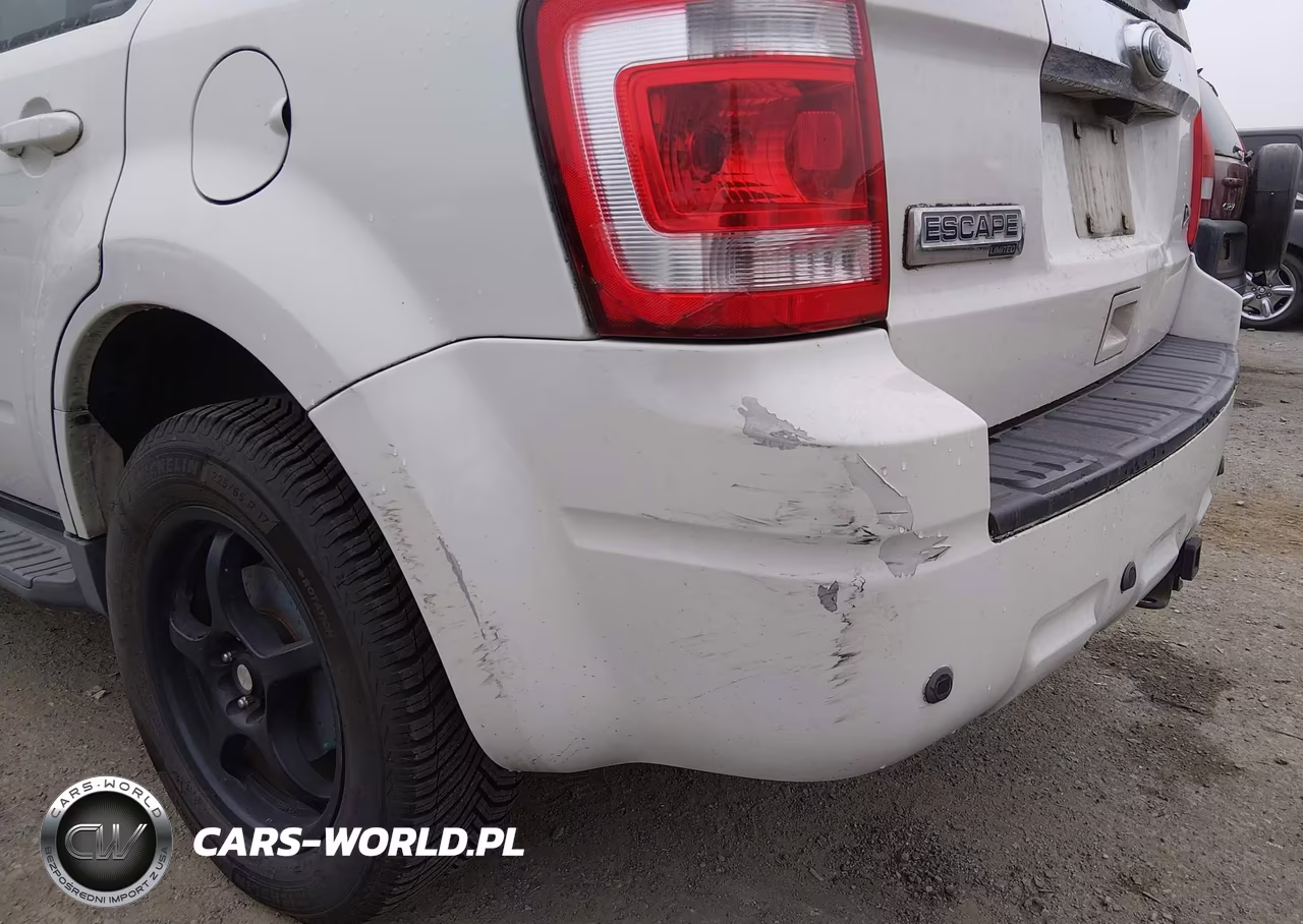 2010 Ford Escape Limited VIN:1FMCU9EG0AKA44688 - 6