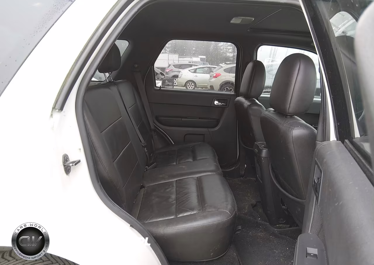 2010 Ford Escape Limited VIN:1FMCU9EG0AKA44688 - 8