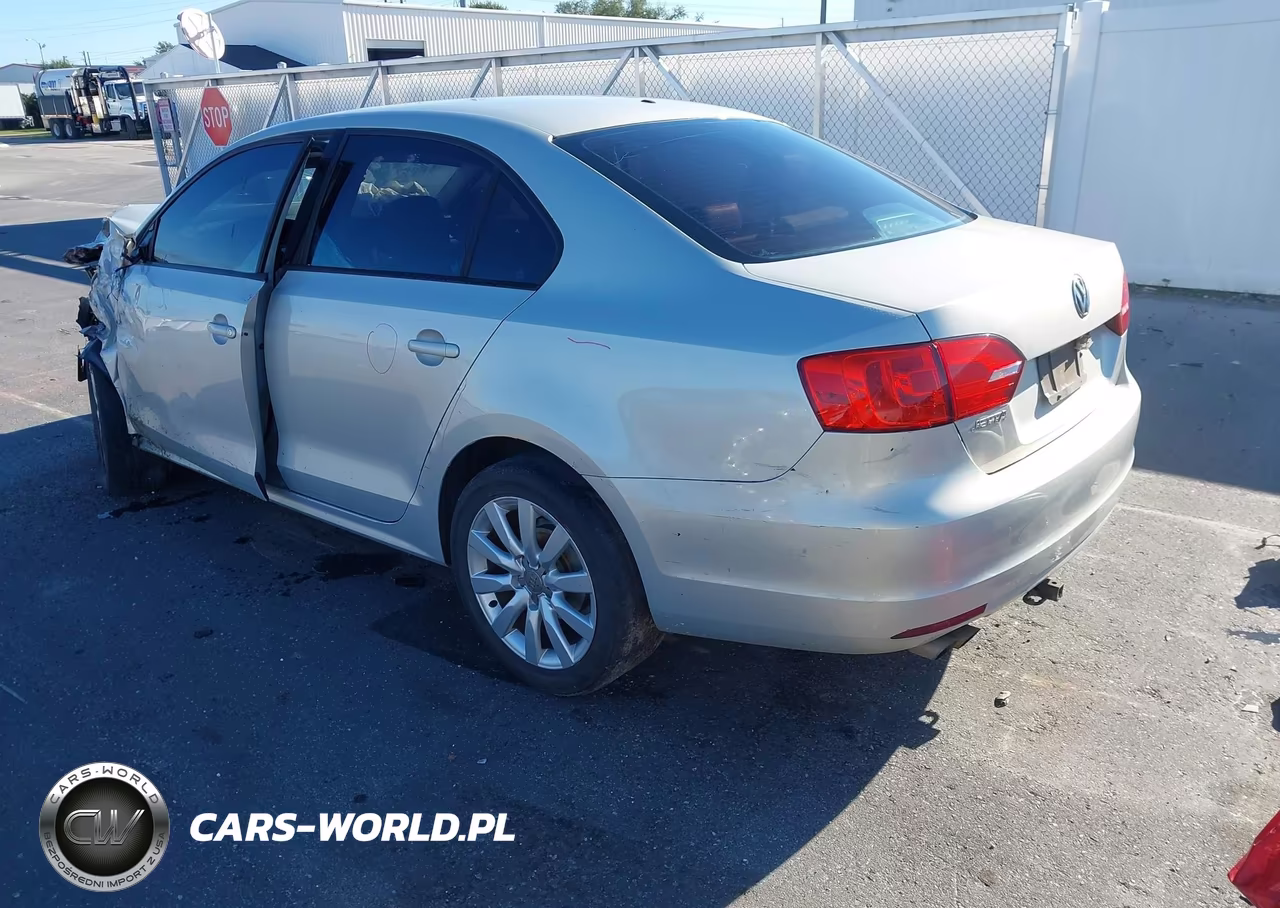 2011 Volkswagen Jetta 2.0L S VIN:3VW2K7AJ1BM103105 - 3