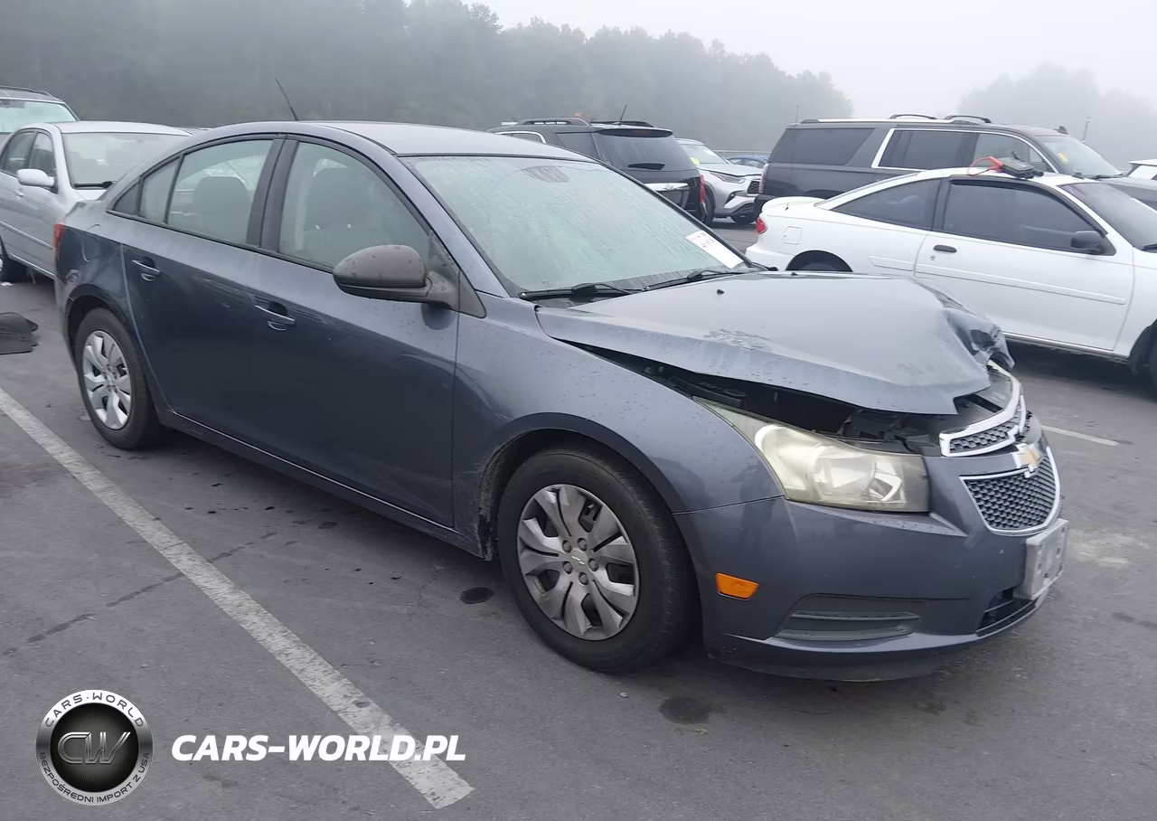 2013 Chevrolet Cruze Ls Auto