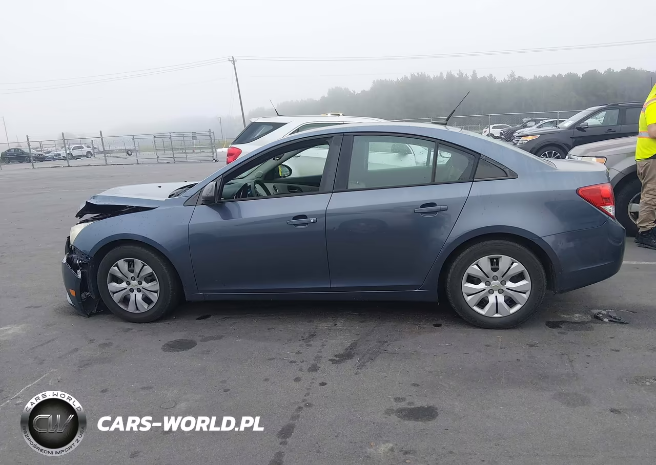 2013 Chevrolet Cruze Ls Auto VIN:1G1PA5SH4D7111474 - 14