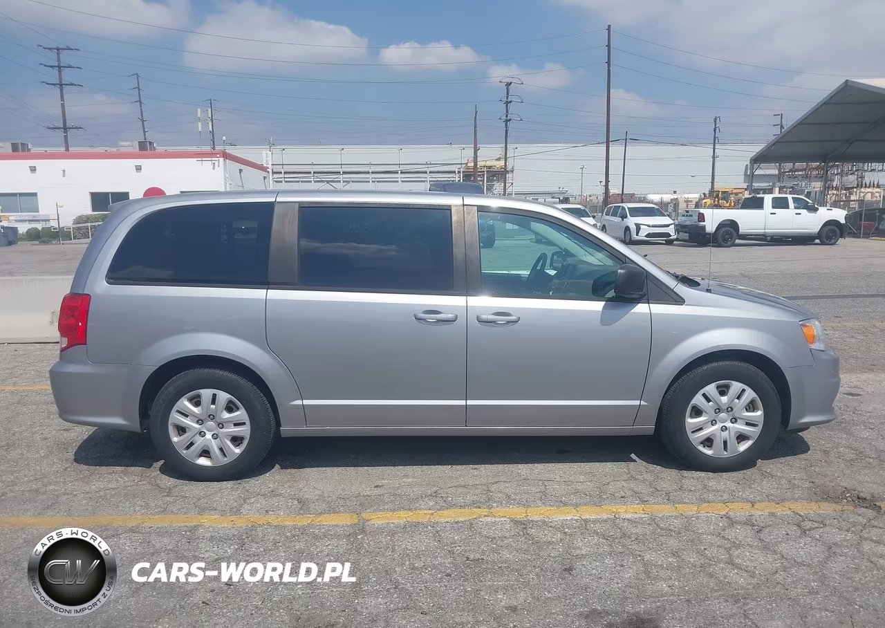 2018 Dodge Grand Caravan Se VIN:2C4RDGBG8JR248597 - 13