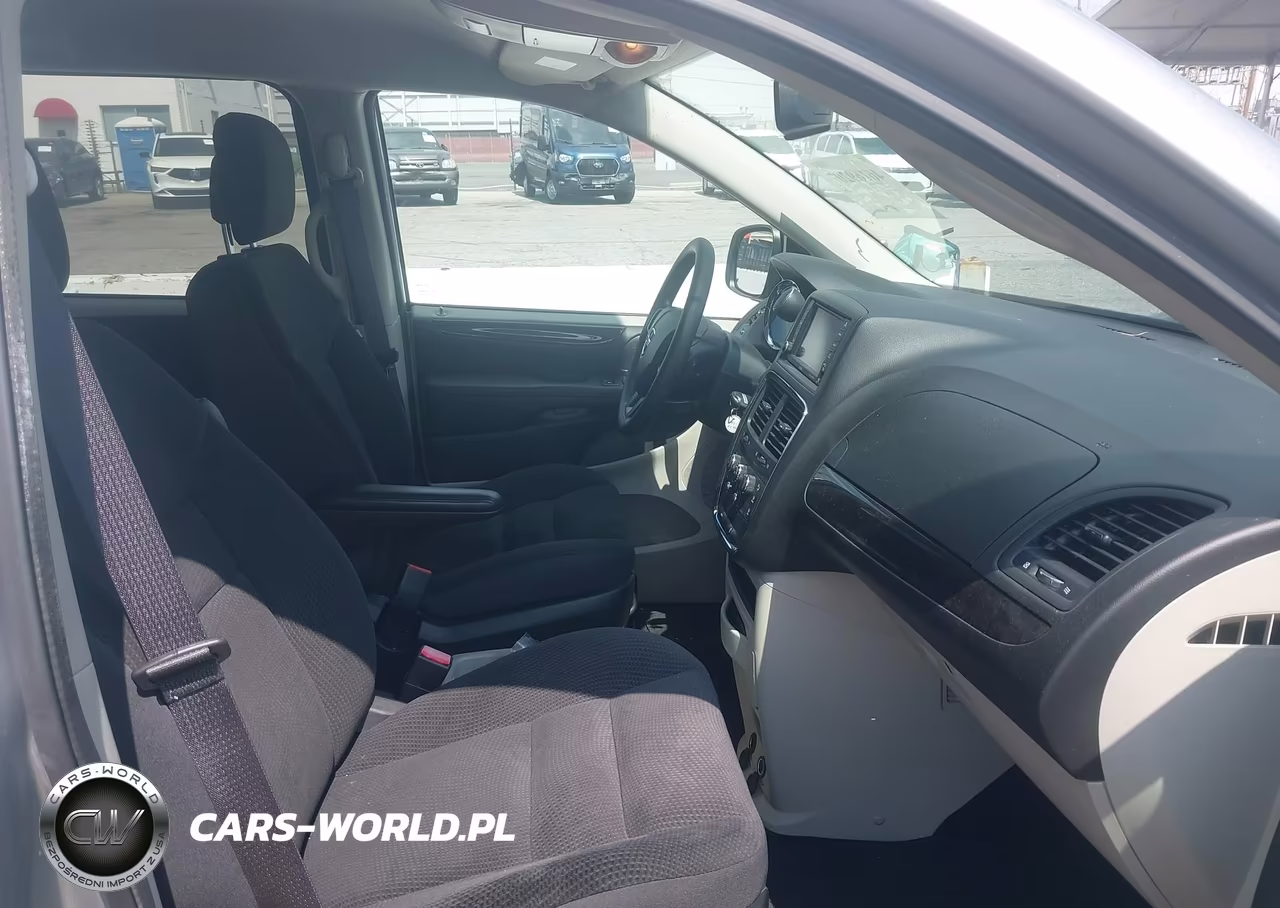 2018 Dodge Grand Caravan Se VIN:2C4RDGBG8JR248597 - 5