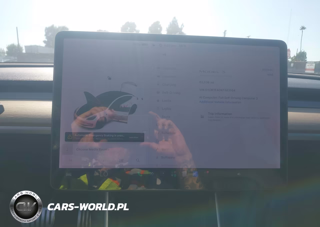 2019 Tesla Model 3 Long Range-Mid Range-Standard Range-Standard Range Plus VIN:5YJ3E1EA0KF483564 - 19