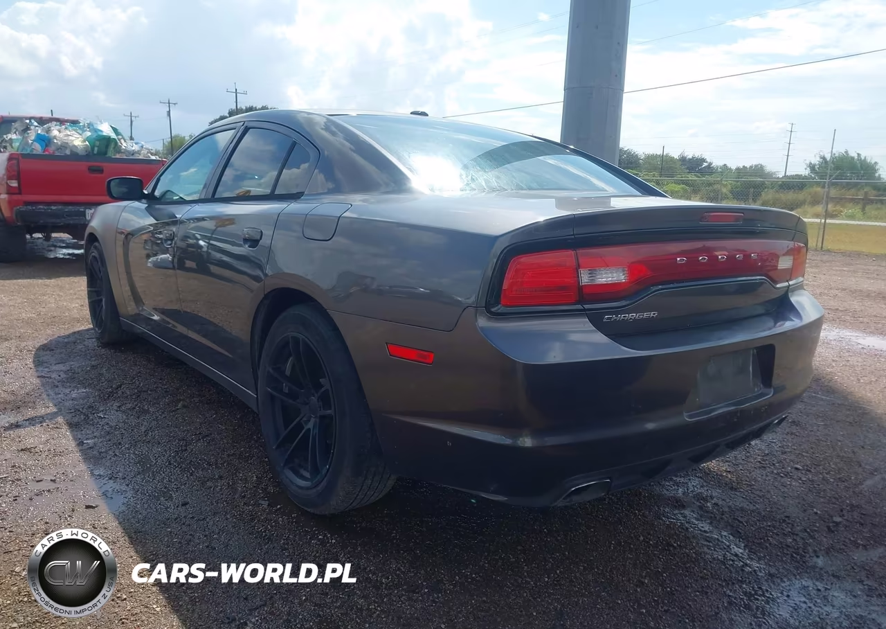 2013 Dodge Charger Sxt VIN:2C3CDXHG0DH709111 - 3