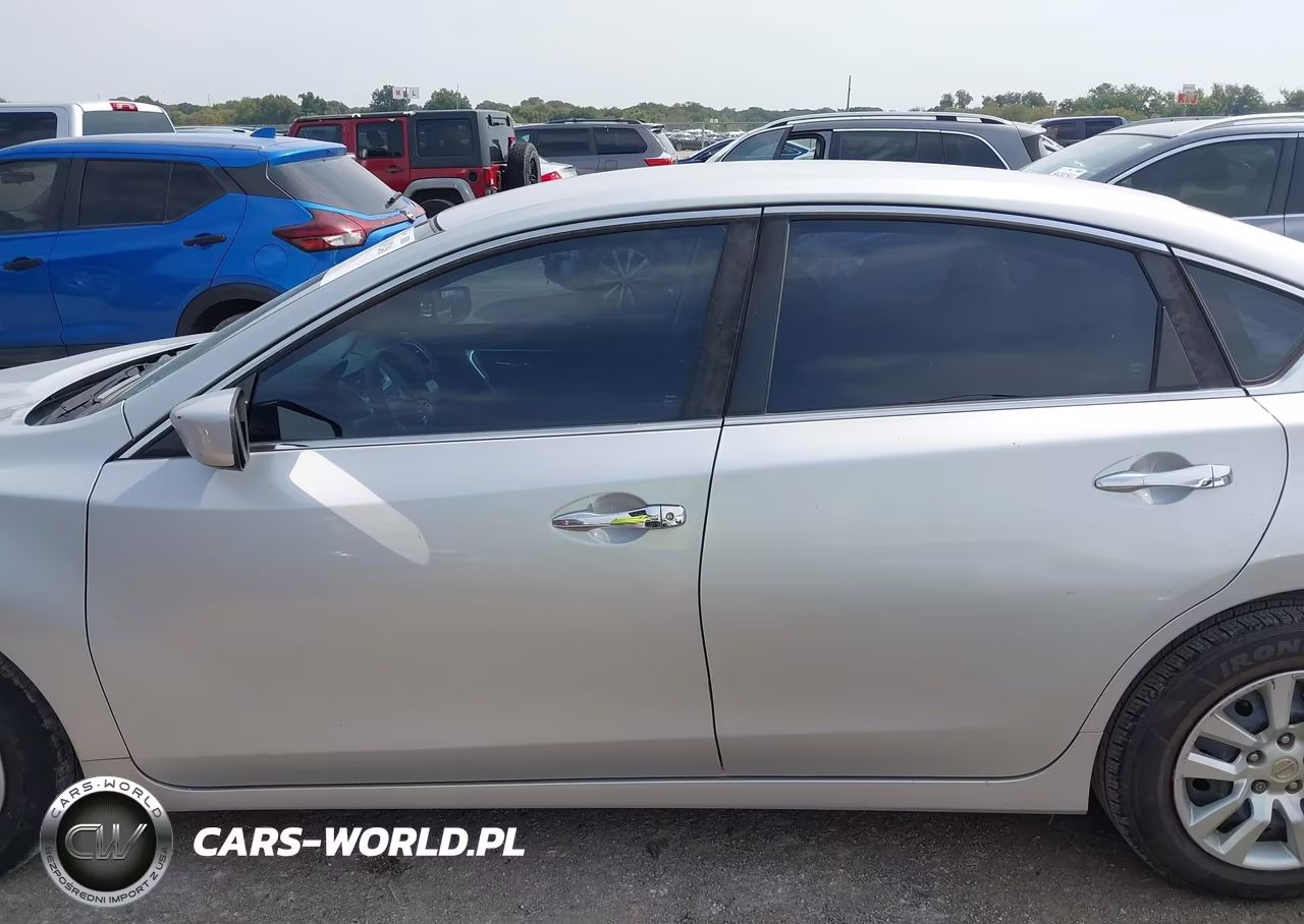 2016 Nissan Altima 2.5 S VIN:1N4AL3AP4GN357404 - 14