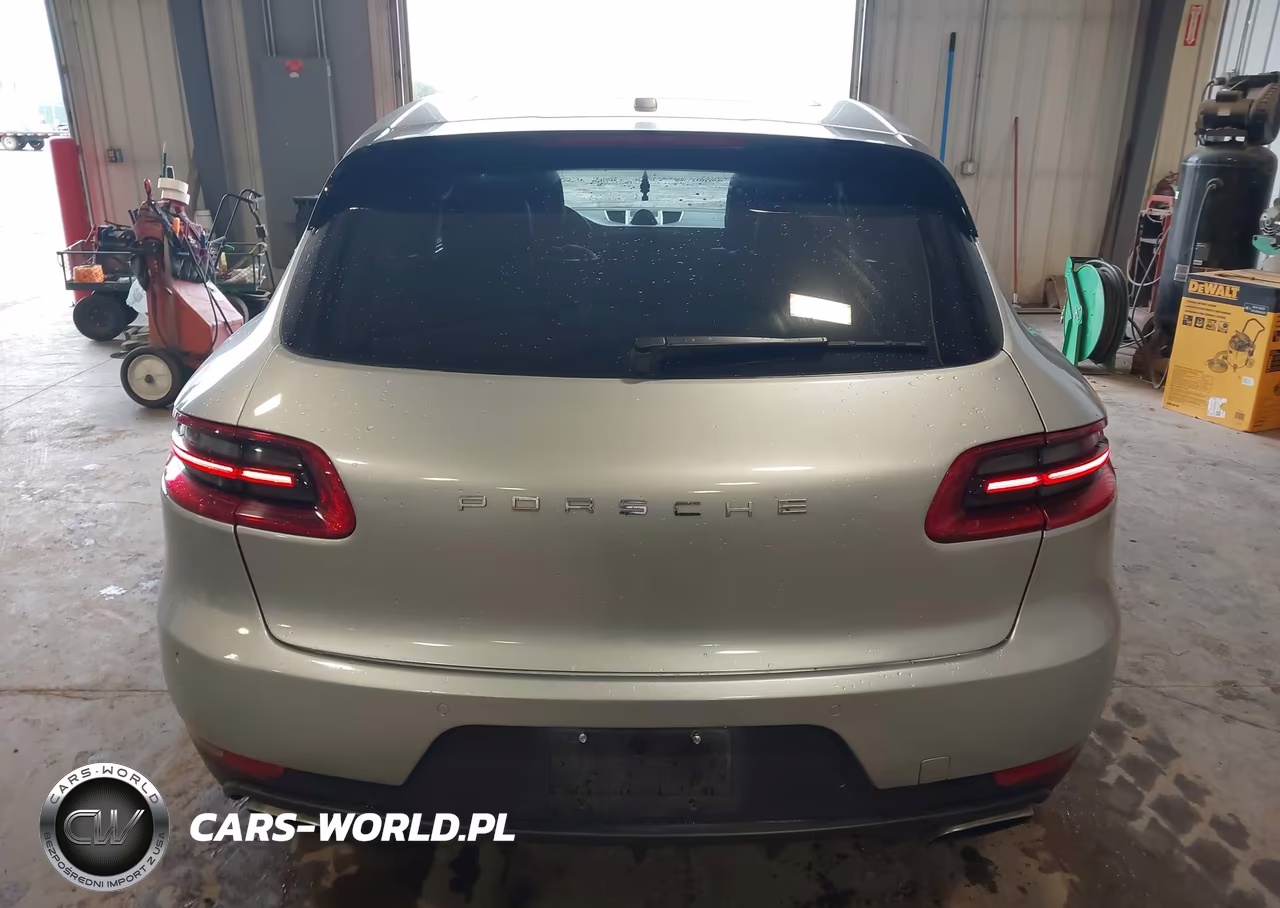 2017 Porsche Macan VIN:WP1AA2A54HLB02398 - 16