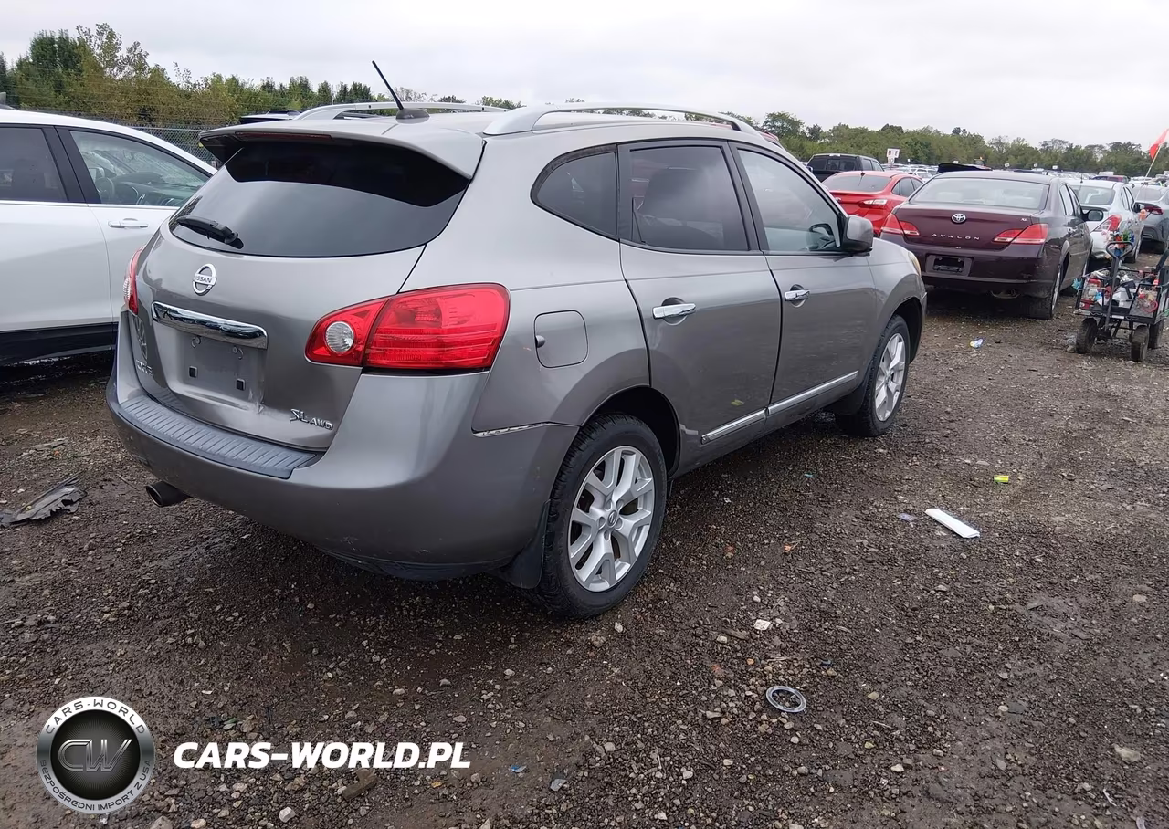 2011 Nissan Rogue Sv VIN:JN8AS5MV9BW666845 - 4