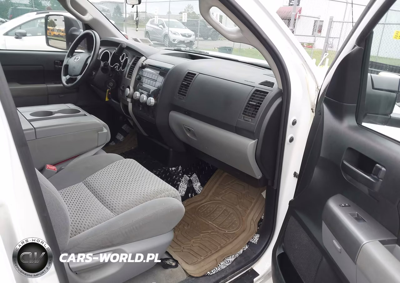 2011 Toyota Tundra Grade 5.7L V8 VIN:5TFCY5F18BX012541 - 5