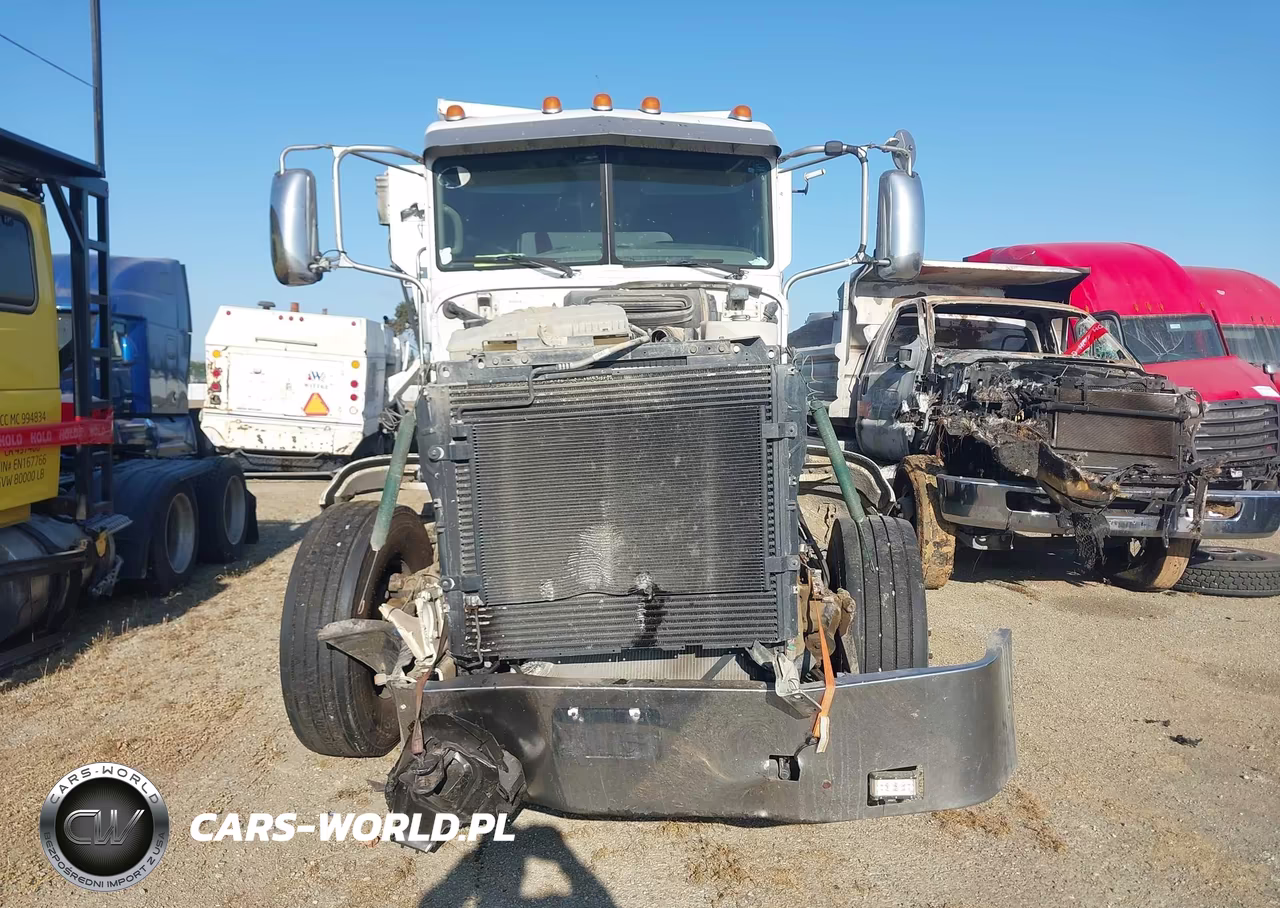 2013 Peterbilt 386 VIN:1XPHD49X0DD178373 - 16